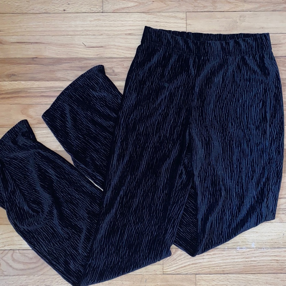 ⛄️3/$25 ⛄️ Flare pants